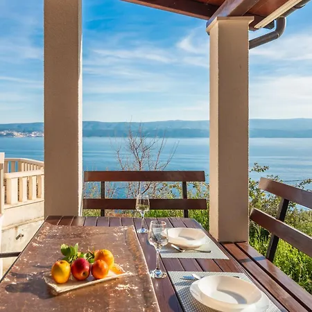 Апартаменты Seaview Gogi Целина